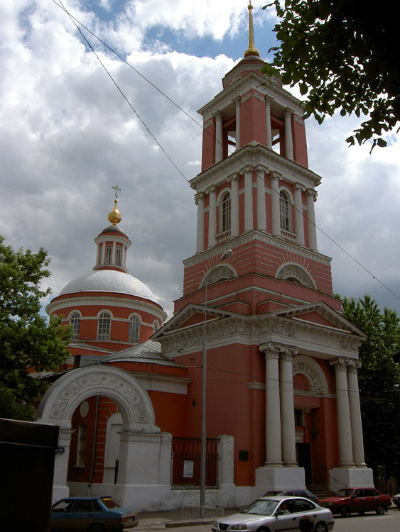 Церковь Троицы Живоначальной в Вишняках (в Больших Лужниках), Замоскворечье (Центральный административный округ (ЦАО), г. Москва). фасады