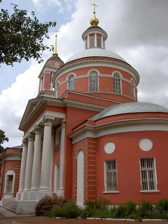 Церковь Троицы Живоначальной в Вишняках (в Больших Лужниках), Замоскворечье (Центральный административный округ (ЦАО), г. Москва). фасады