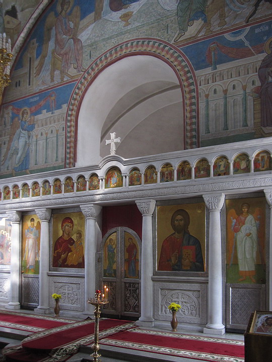 Церковь Троицы Живоначальной в Вишняках (в Больших Лужниках), Замоскворечье (Центральный административный округ (ЦАО), г. Москва). интерьер и убранство
