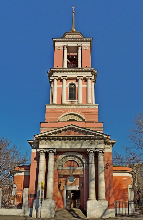 Церковь Троицы Живоначальной в Вишняках (в Больших Лужниках), Замоскворечье (Центральный административный округ (ЦАО), г. Москва). фасады