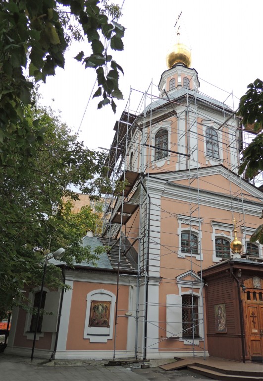 Церковь Преображения Господня на Болвановке, Замоскворечье (Центральный административный округ (ЦАО), г. Москва). фасады