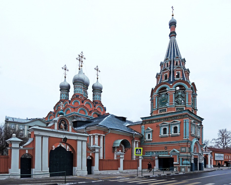 Церковь Григория Неокесарийского в Дербицах, Якиманка (Центральный административный округ (ЦАО), г. Москва). фасады