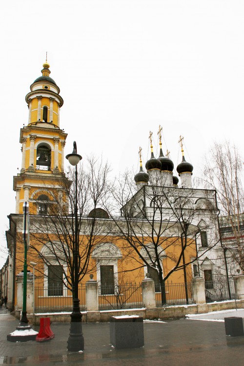 Якиманка. Церковь Николая Чудотворца в Толмачах. фасады