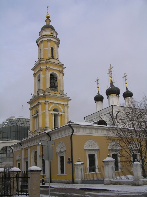 Церковь Николая Чудотворца в Толмачах, Якиманка (Центральный административный округ (ЦАО), г. Москва). фасады
