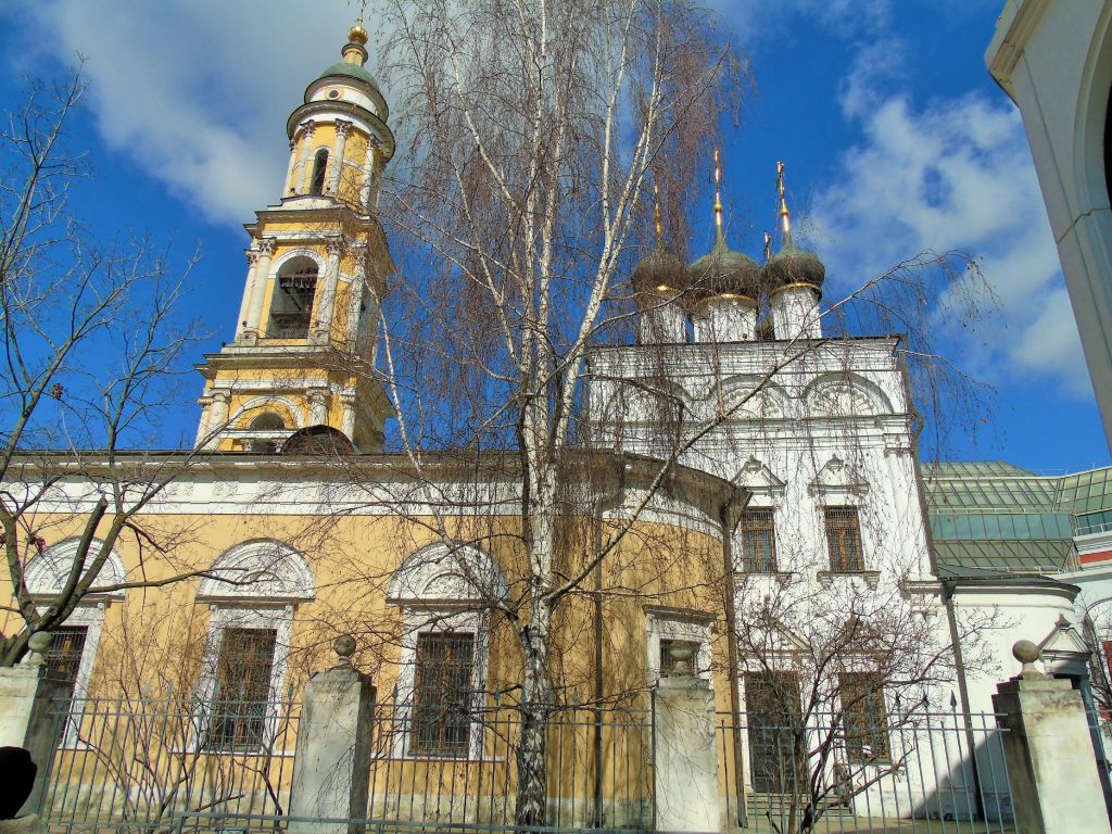 Церковь Николая Чудотворца в Толмачах, Якиманка (Центральный административный округ (ЦАО), г. Москва). фасады