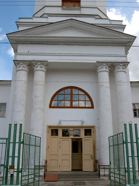 Церковь Флора и Лавра на Зацепе и иконы Божией Матери 