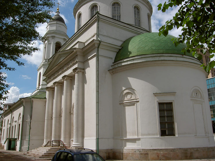 Церковь Флора и Лавра на Зацепе и иконы Божией Матери 