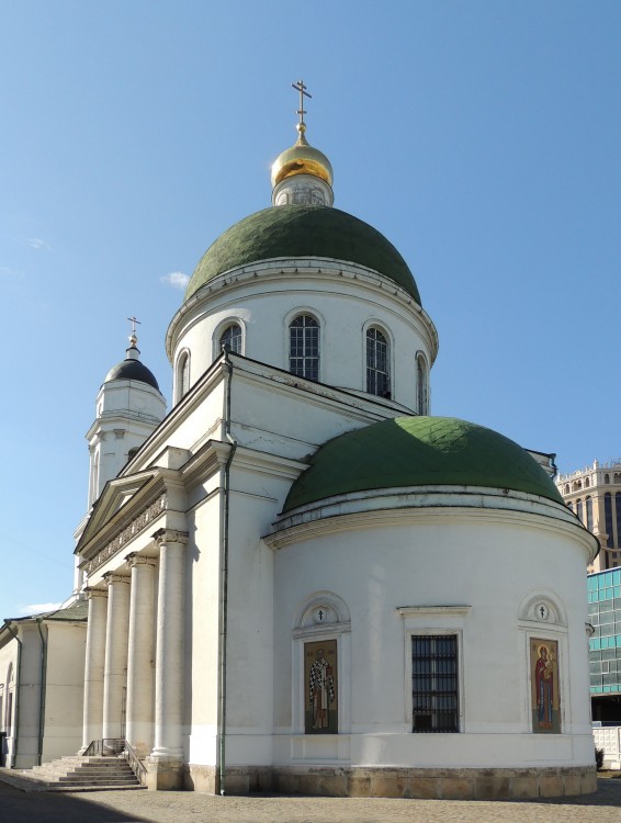 Церковь Флора и Лавра на Зацепе и иконы Божией Матери 