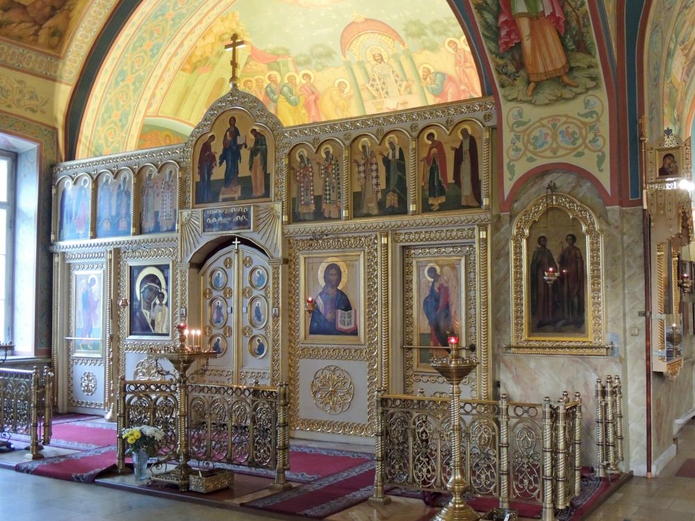 Церковь Флора и Лавра на Зацепе и иконы Божией Матери 