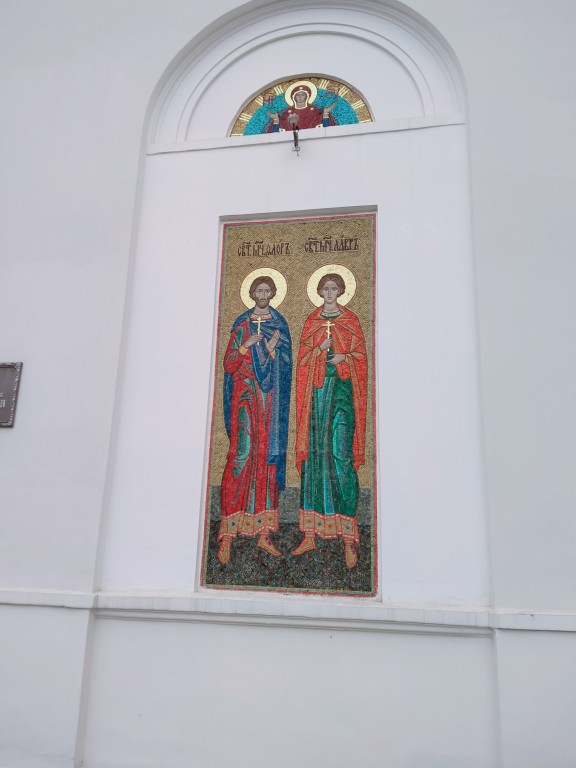 Церковь Флора и Лавра на Зацепе и иконы Божией Матери 