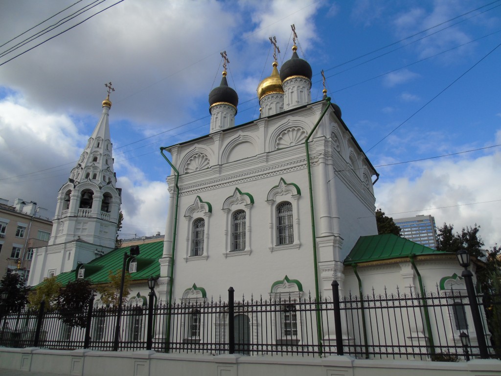 Церковь Преображения Господня на Песках, Арбат (Центральный административный округ (ЦАО), г. Москва). фасады