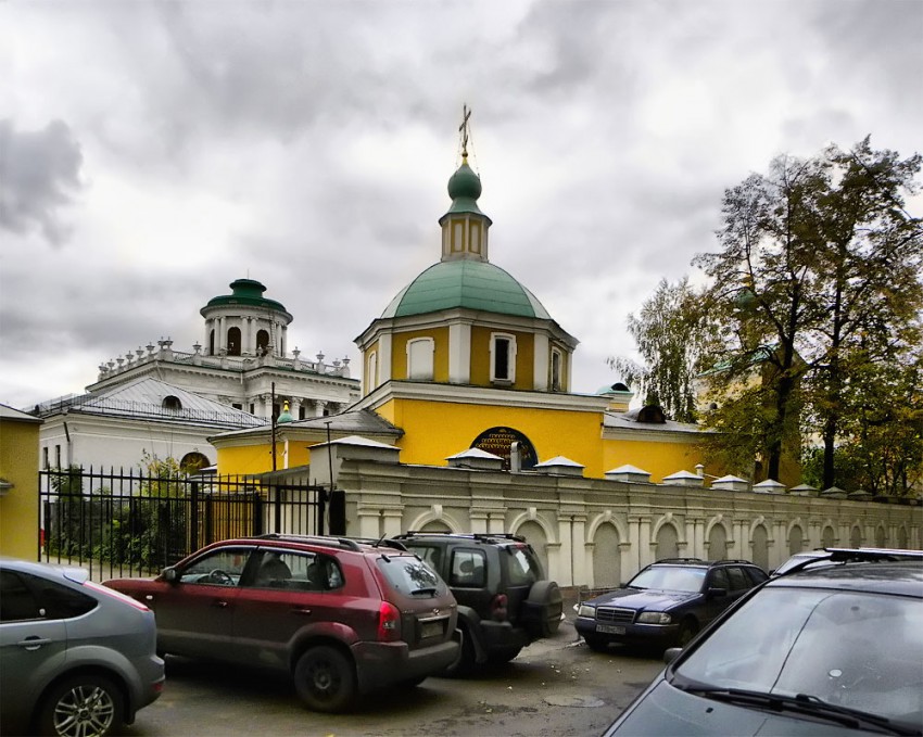 Церковь Николая Чудотворца в Старом Ваганькове, Арбат (Центральный административный округ (ЦАО), г. Москва). общий вид в ландшафте