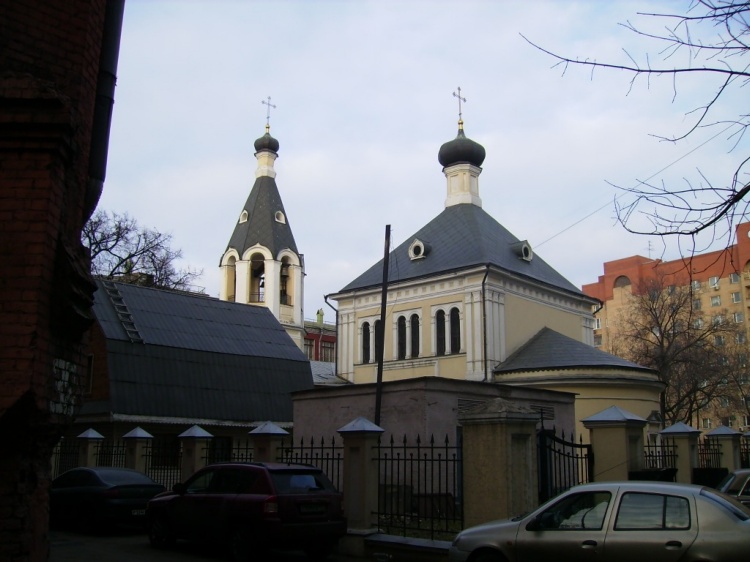Церковь Марона Пустынника (Благовещения Пресвятой Богородицы) в Старых Панех, Якиманка (Центральный административный округ (ЦАО), г. Москва). фасады