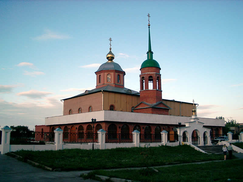 Новомосковск. Церковь иконы Божией Матери 