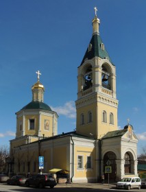 Москва. Церковь Илии Пророка (Илии Обыденного) в Обыденском переулке