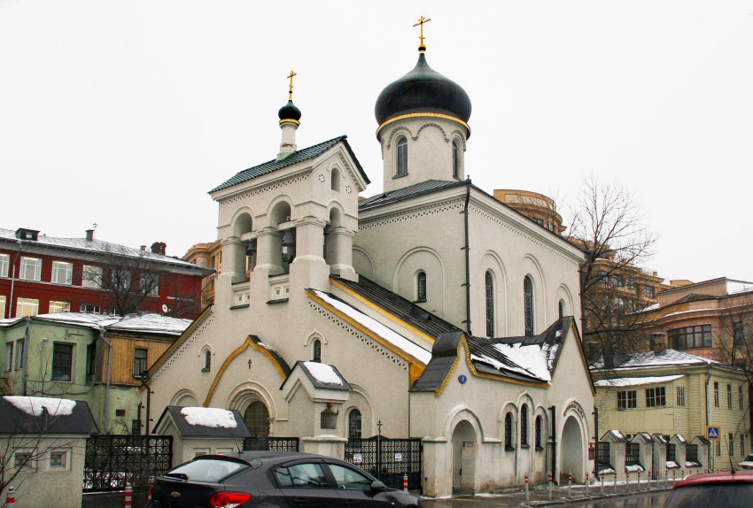 Хамовники. Старообрядческая церковь Покрова Пресвятой Богородицы Остоженской общины. фасады