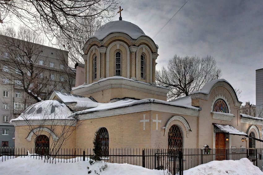 Хамовники. Церковь Димитрия Прилуцкого на Девичьем поле. фасады