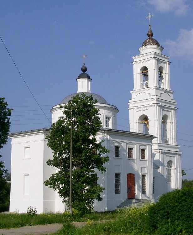 Церковь Иоанна Богослова, Кузмищево (Тарусский район, Калужская область). фасады, вид с северо-востока