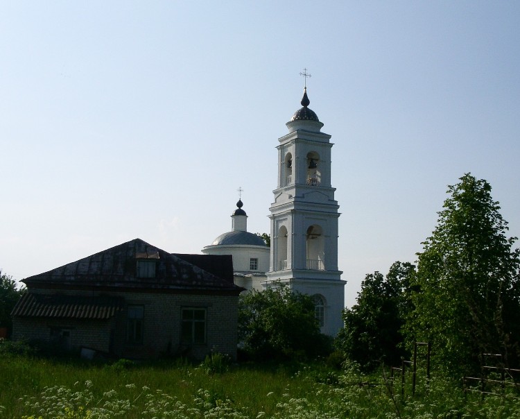Церковь Иоанна Богослова, Кузмищево (Тарусский район, Калужская область). дополнительная информация, вид с северо-запада