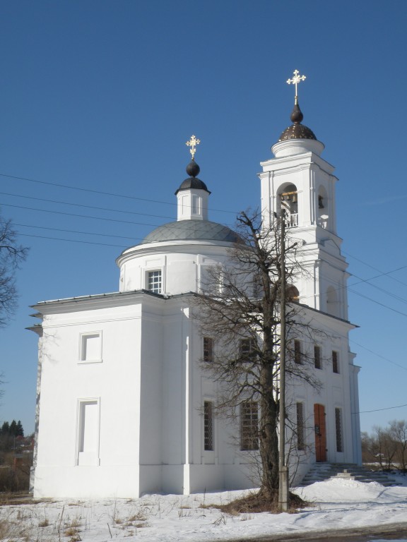 Церковь Иоанна Богослова, Кузмищево (Тарусский район, Калужская область). фасады
