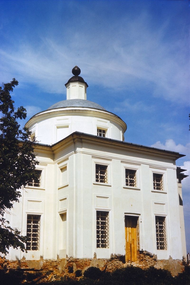 Церковь Иоанна Богослова, Кузмищево (Тарусский район, Калужская область). архитектурные детали