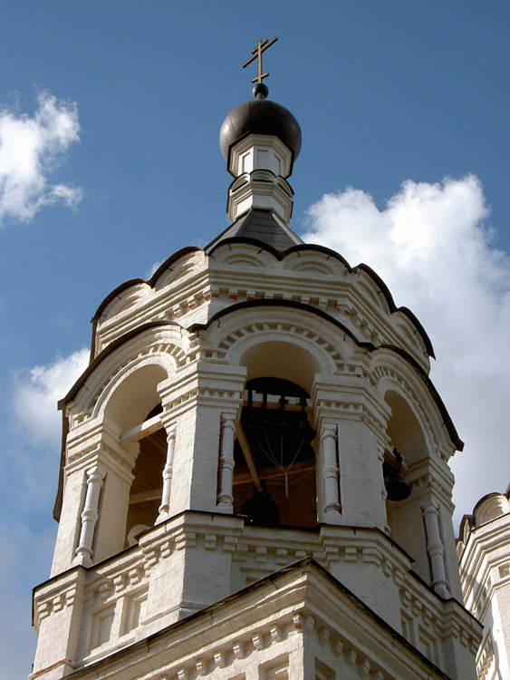 Хамовники. Церковь Михаила Архангела при клиниках на Девичьем поле. архитектурные детали