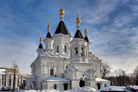 Москва. Церковь Михаила Архангела при клиниках на Девичьем поле
