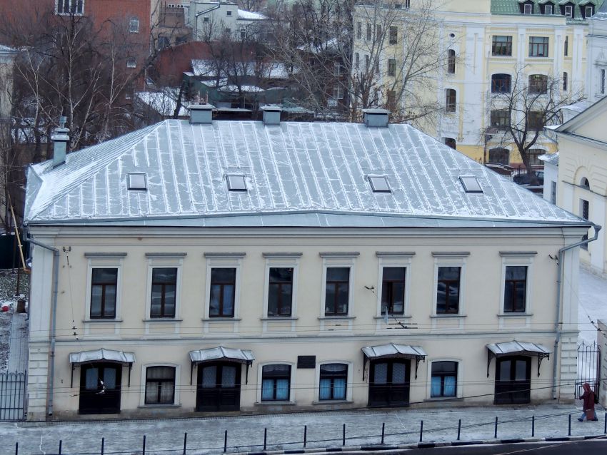 Якиманка. Церковь Успения Пресвятой Богородицы в Казачьей слободе. дополнительная информация, Доходный дом с лавками при Церковь Успения Пресвятой Богородицы, что в Казачьей слободе Москва, улица Большая Полянка,37с1