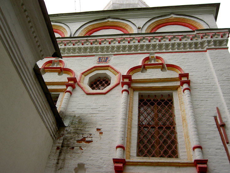 Хамовники. Церковь Власия в Старой Конюшенной слободе. архитектурные детали