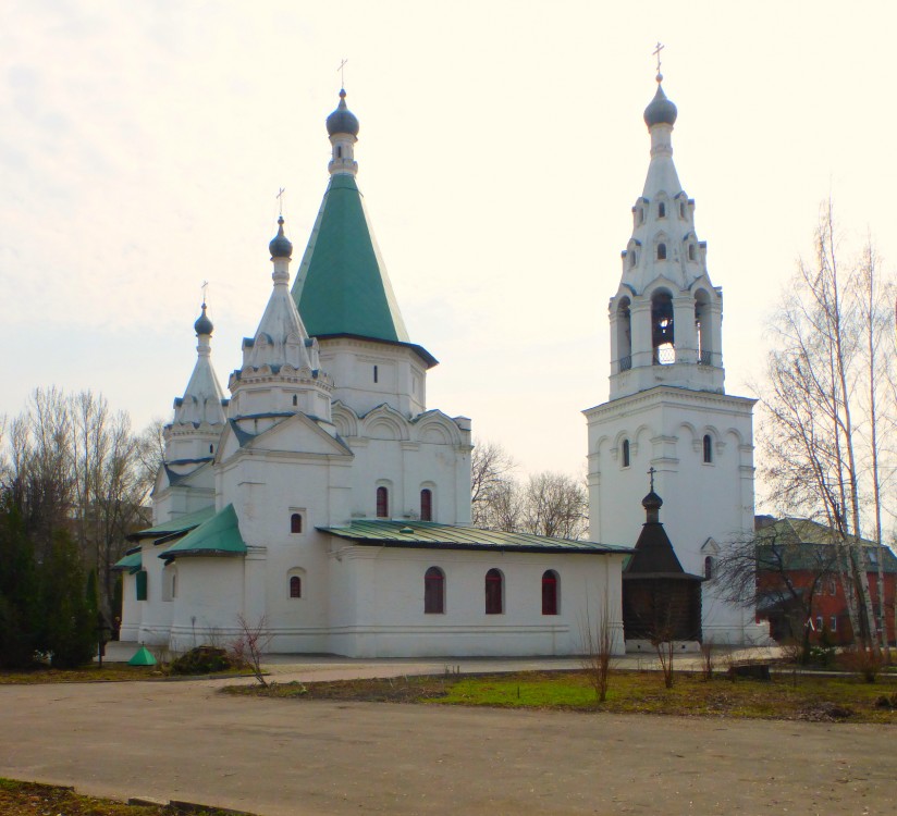 Церковь Троицы Живоначальной в Троицком-Голенищеве, Раменки (Западный административный округ (ЗАО), г. Москва). фасады