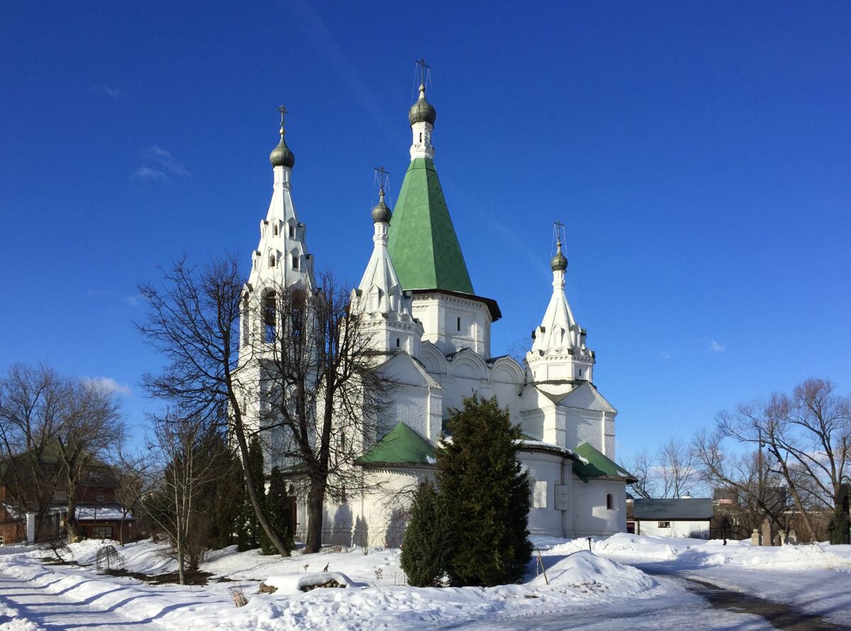 Церковь Троицы Живоначальной в Троицком-Голенищеве, Раменки (Западный административный округ (ЗАО), г. Москва). фасады, Вид с юго-востока