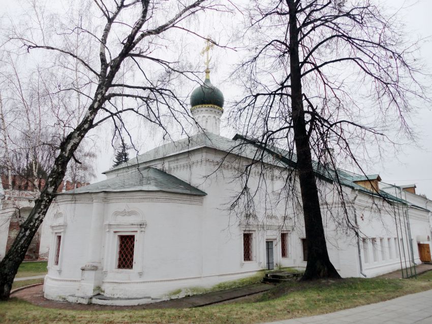 Новодевичий монастырь. Церковь Амвросия Медиоланского, Хамовники (Центральный административный округ (ЦАО), г. Москва). фасады