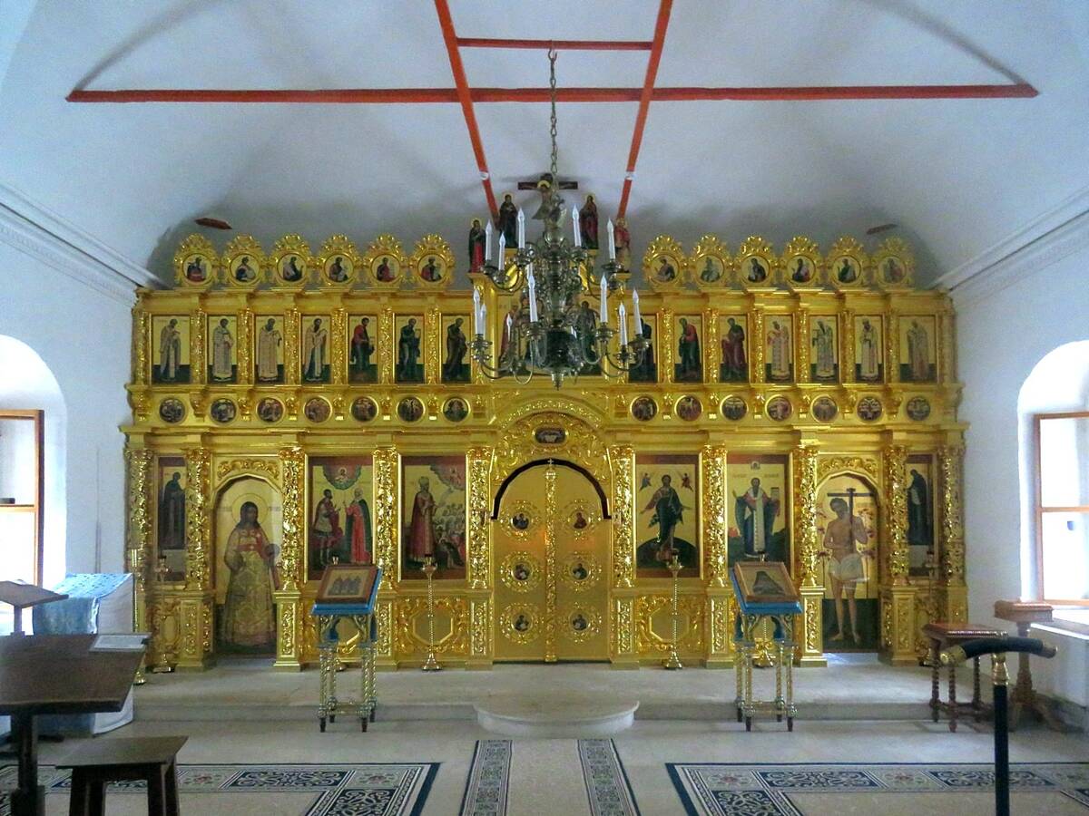 Новодевичий монастырь. Церковь Амвросия Медиоланского, Хамовники (Центральный административный округ (ЦАО), г. Москва). интерьер и убранство