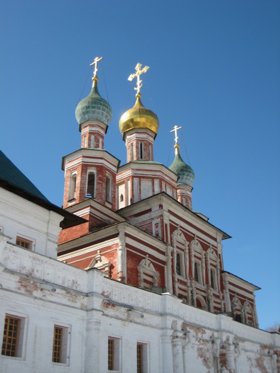 Хамовники. Новодевичий монастырь. Церковь Покрова Пресвятой Богородицы. архитектурные детали