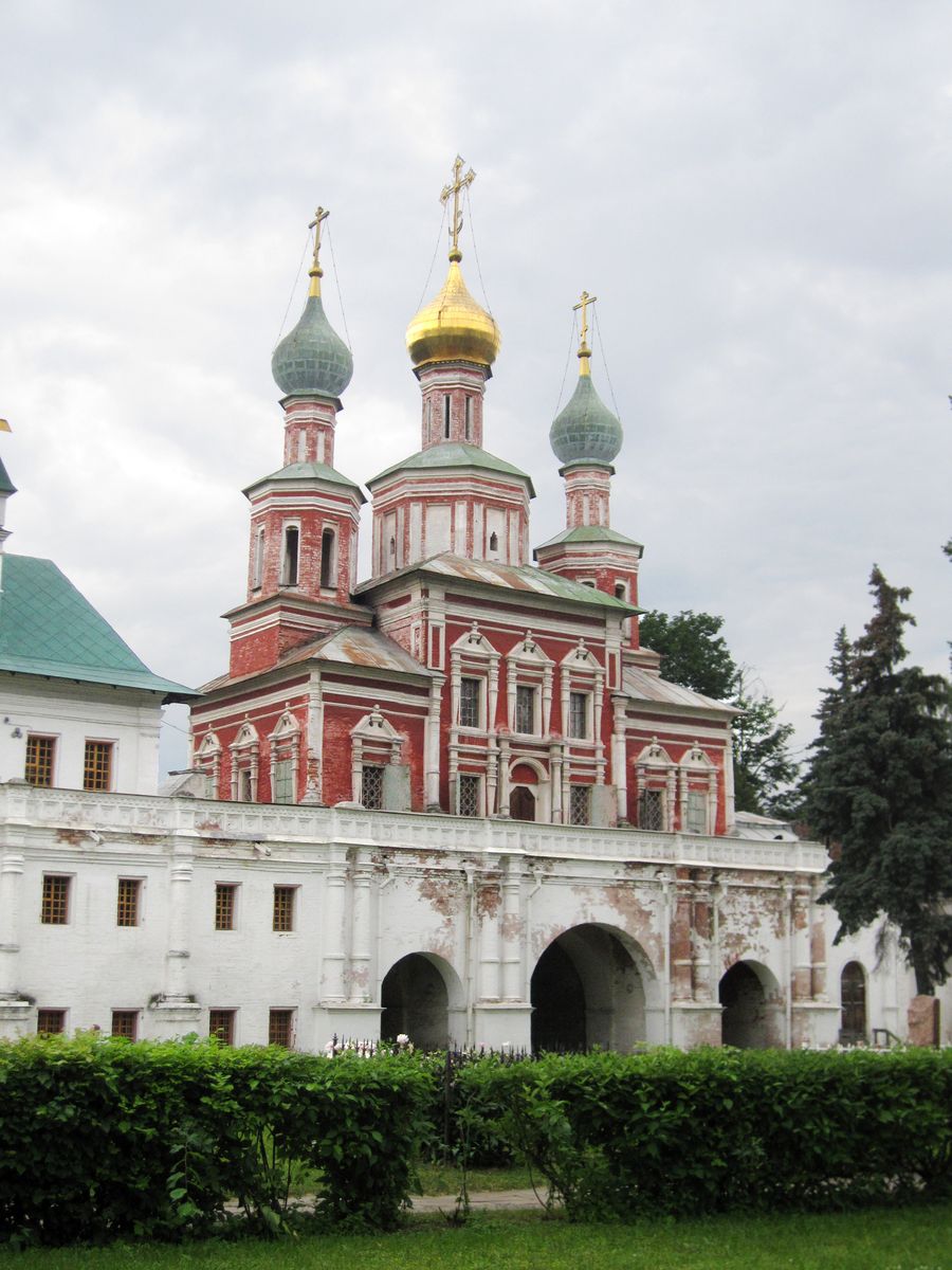 Новодевичий монастырь. Церковь Покрова Пресвятой Богородицы, Хамовники (Центральный административный округ (ЦАО), г. Москва). фасады