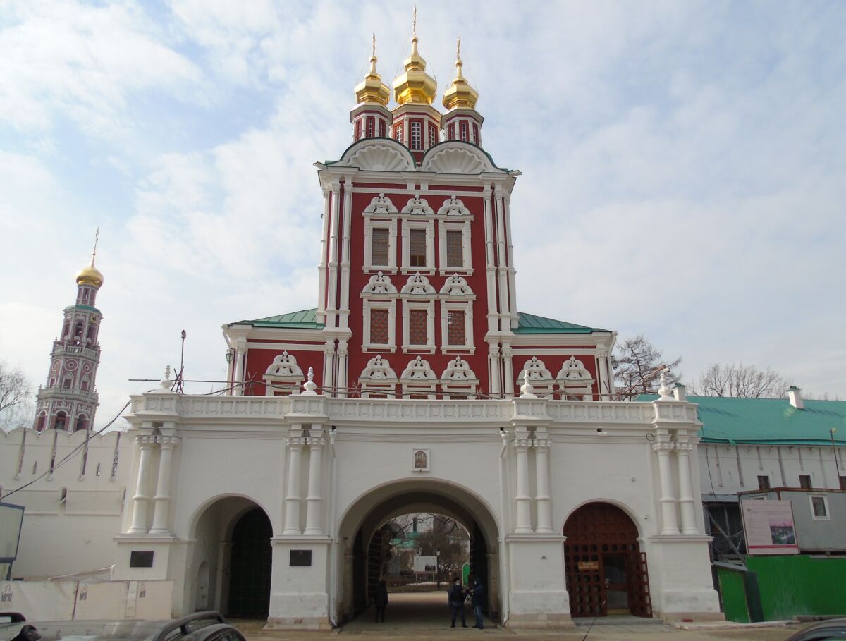 Новодевичий монастырь. Церковь Преображения Господня, Хамовники (Центральный административный округ (ЦАО), г. Москва). фасады