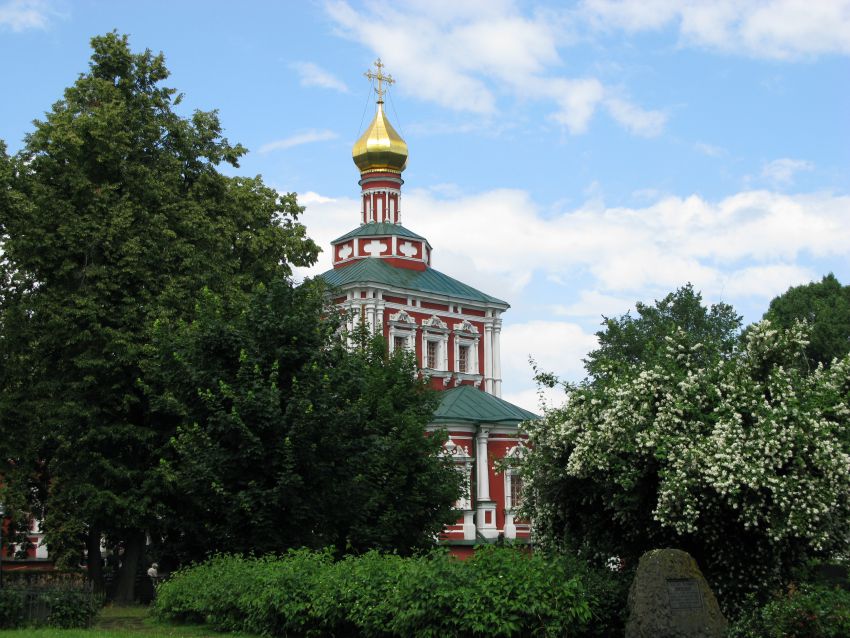 Хамовники. Новодевичий монастырь. Церковь Успения Пресвятой Богородицы. архитектурные детали