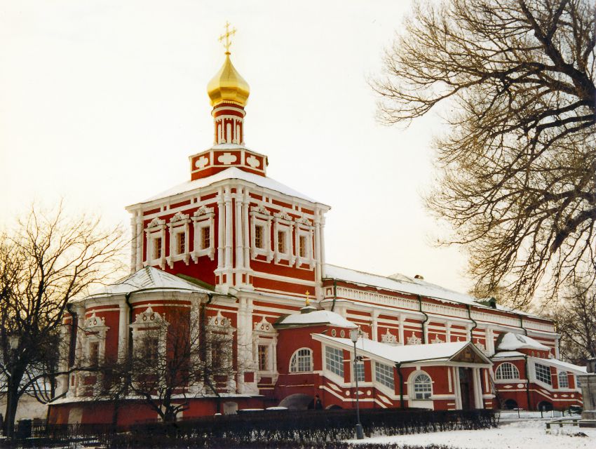 Новодевичий монастырь. Церковь Успения Пресвятой Богородицы, Хамовники (Центральный административный округ (ЦАО), г. Москва). фасады