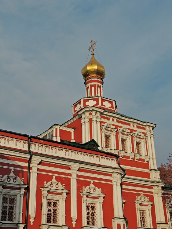 Хамовники. Новодевичий монастырь. Церковь Успения Пресвятой Богородицы. архитектурные детали