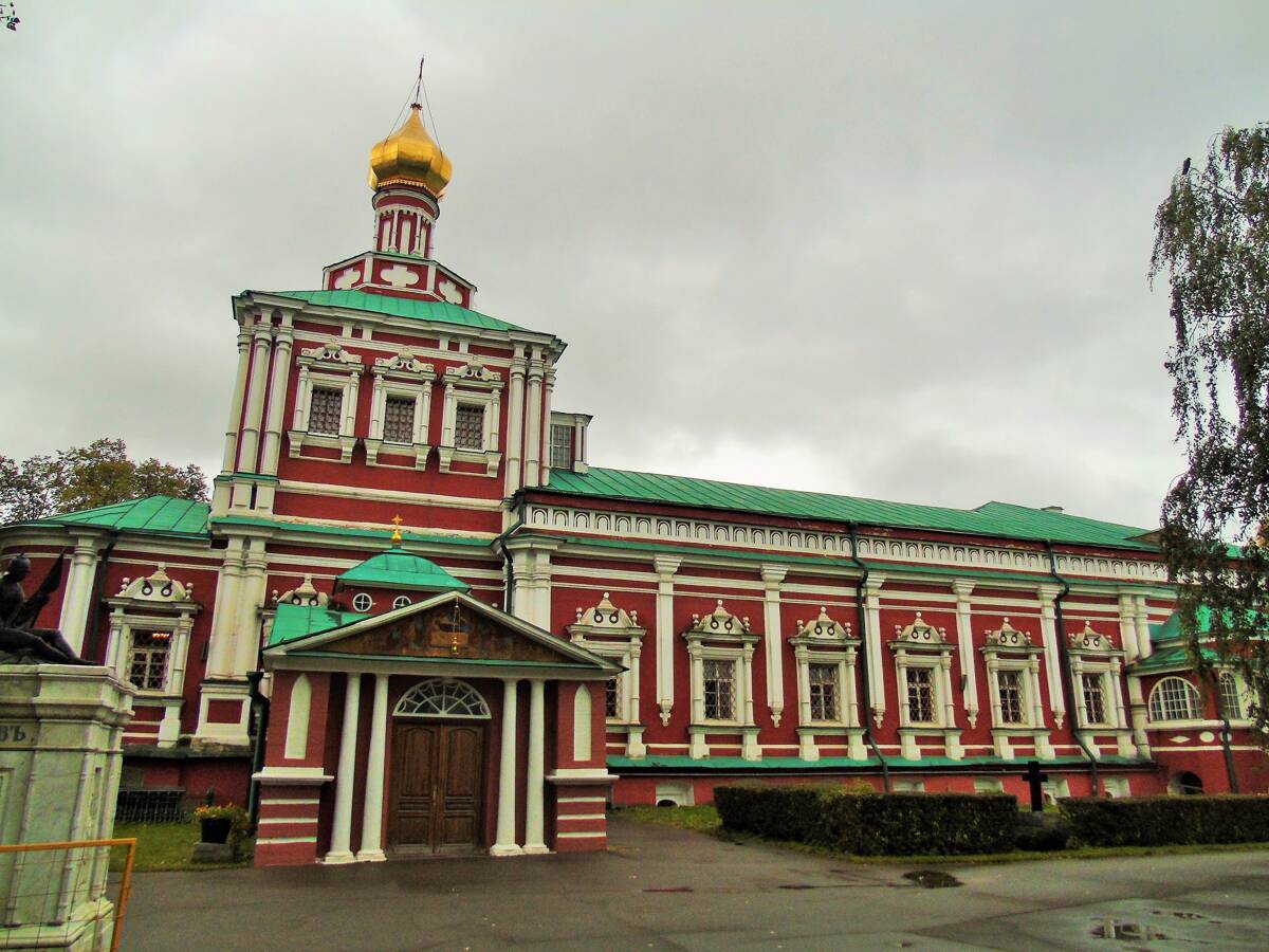 Новодевичий монастырь. Церковь Успения Пресвятой Богородицы, Хамовники (Центральный административный округ (ЦАО), г. Москва). фасады