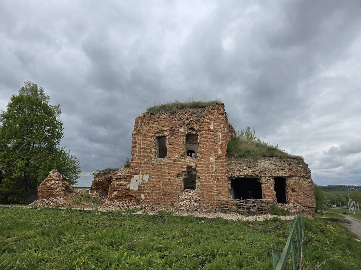 Церковь Успения Пресвятой Богородицы, Новое Село (Киреевский район, Тульская область). фасады