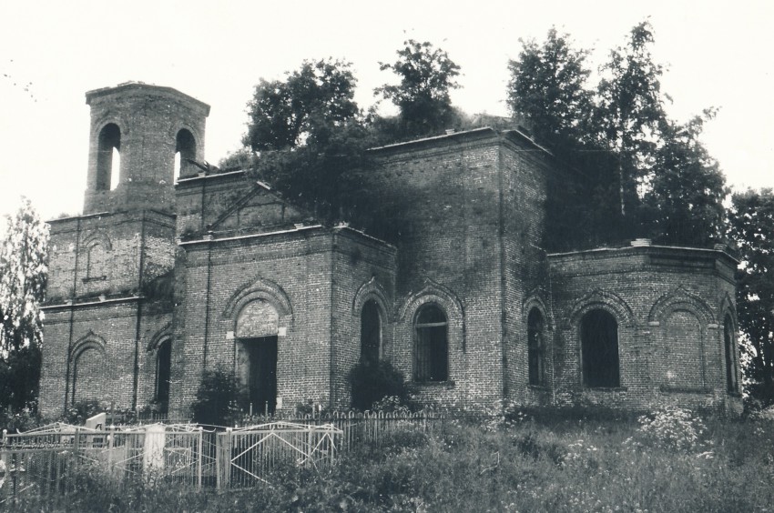 Церковь Воскресения Словущего, Долгое (Киреевский район, Тульская область). фасады