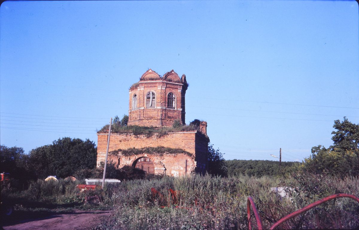 фасады. Церковь Троицы Живоначальной, Ивровка (Киреевский район, Тульская область)
