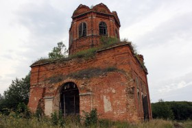 Ивровка. Церковь Троицы Живоначальной