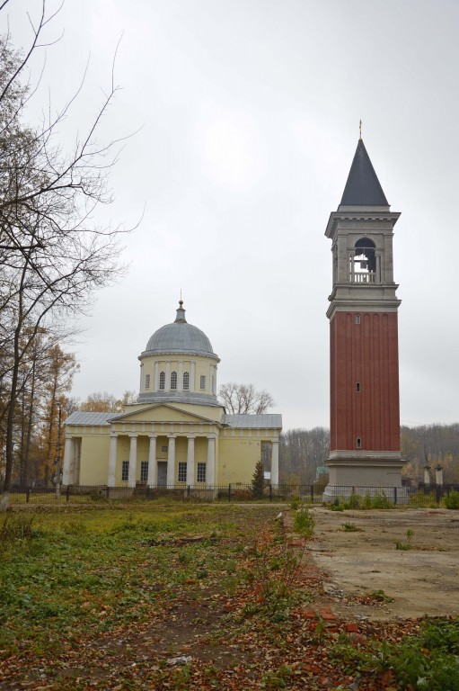 Октябрьский. Церковь Сретения Господня. фасады