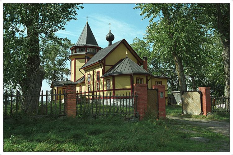 Красная Горка (Николо-Сердобольский погост). Церковь Николая Чудотворца на Риеккалансаари. фасады
