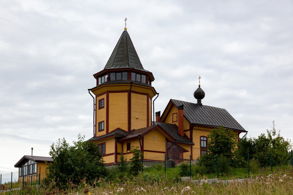 Красная Горка (Николо-Сердобольский погост). Церковь Николая Чудотворца на Риеккалансаари. фасады