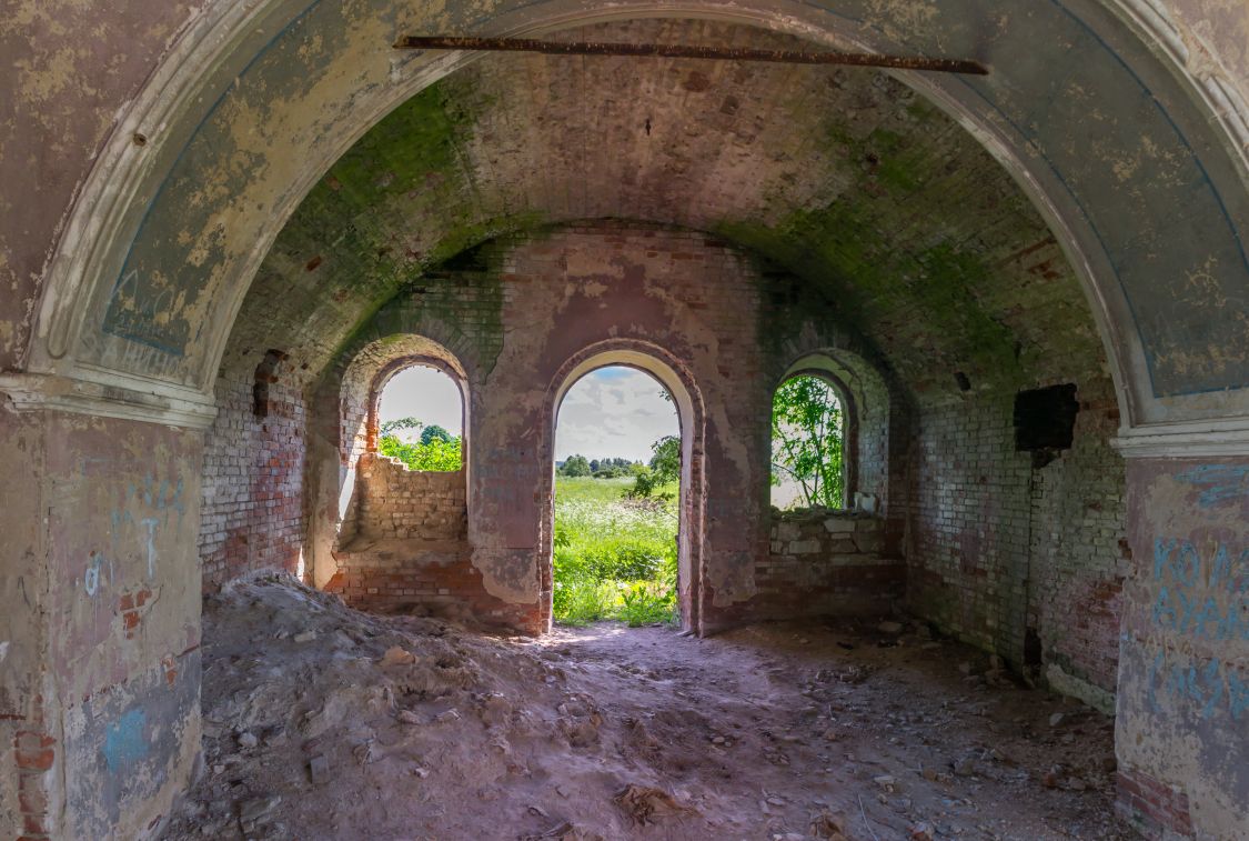 Церковь Троицы Живоначальной, Медведки (Тула, город, Тульская область). интерьер и убранство, Вид на юг в интерьере