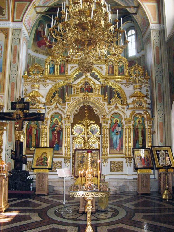 Кафедральный собор Михаила Архангела (новый), Ижевск (Ижевск, город, Республика Удмуртия). интерьер и убранство, Южный придел Николая Чудотворца 