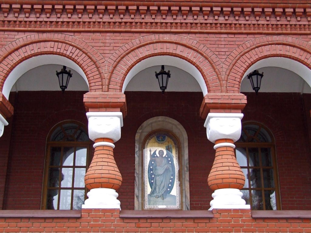 Ижевск. Кафедральный собор Михаила Архангела (новый). архитектурные детали